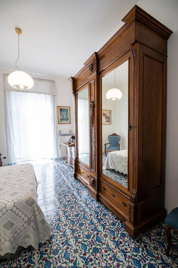 סלרנו D'Angleterre Guest House מראה חיצוני תמונה